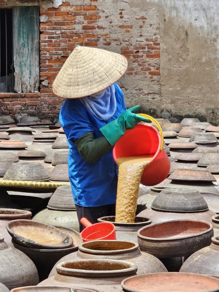 Bauunternehmen in Thüringen investiert in CO₂-arme Ziegelproduktion.